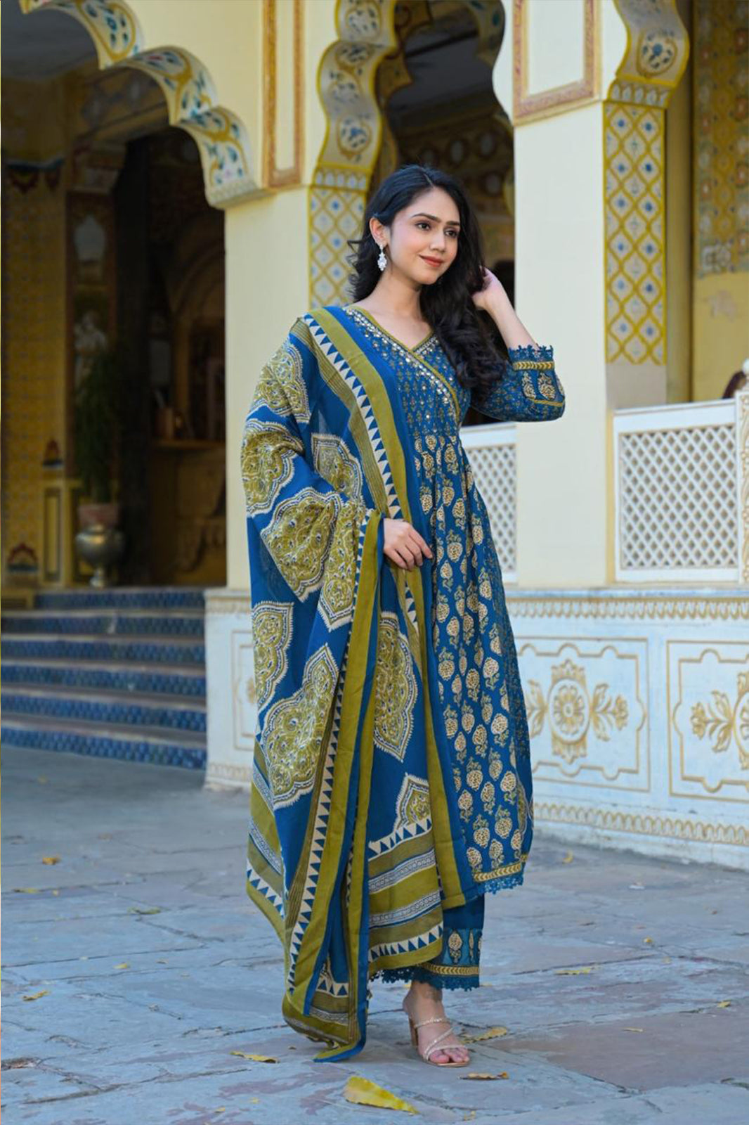 Saanjh Suit Set (Suit set of 3)